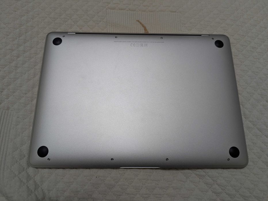 Macbook 12 cinza prata usado