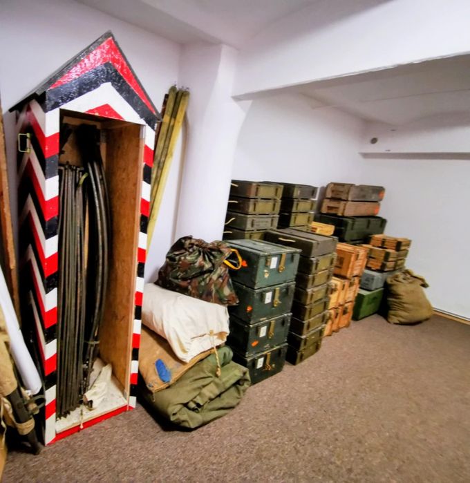 Komplet bunkier plus budka wartownicza i szlaban