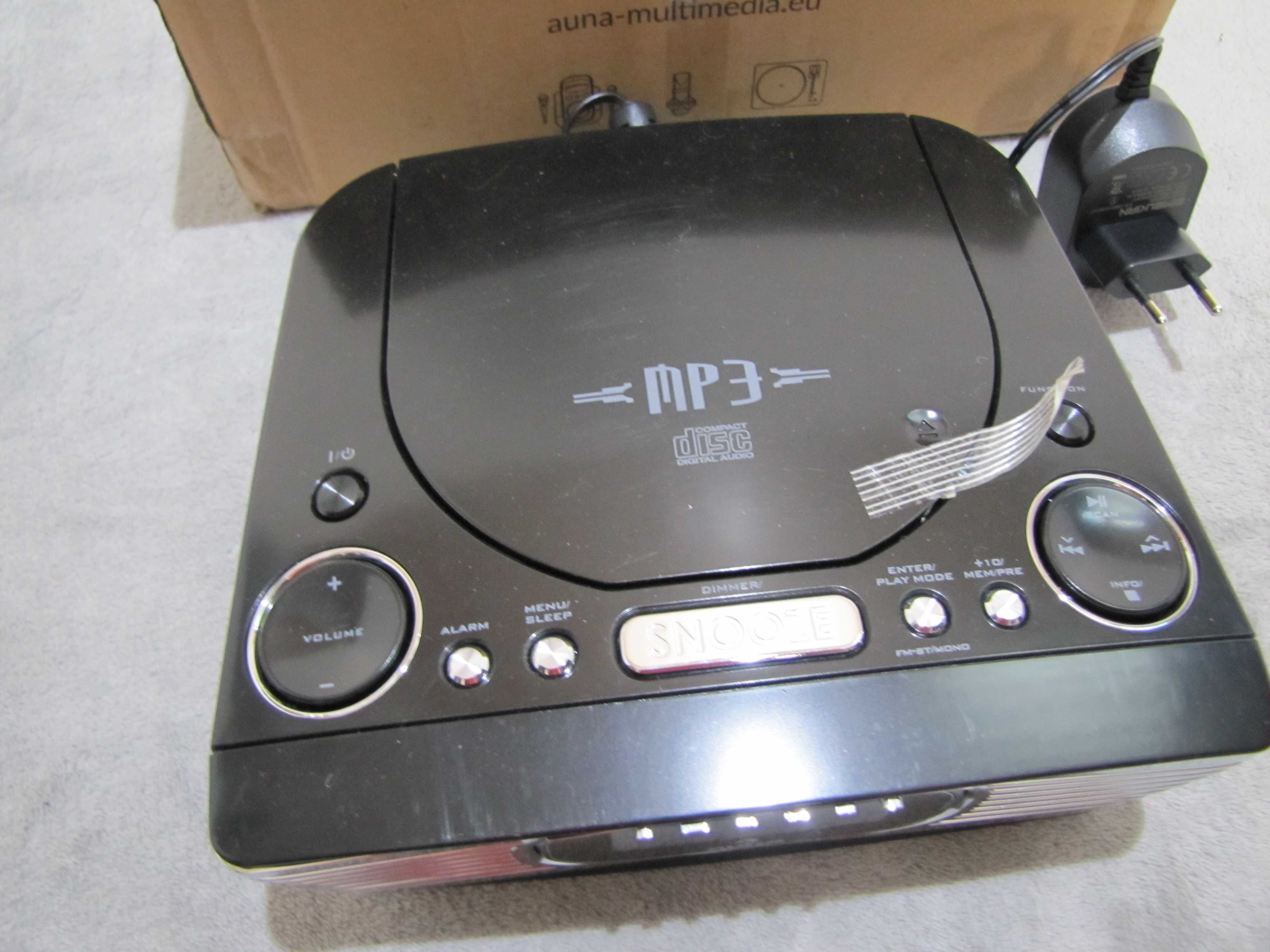 Radiobudzik radio CD odtwarzacz DAB+/FM retro Auna czarny