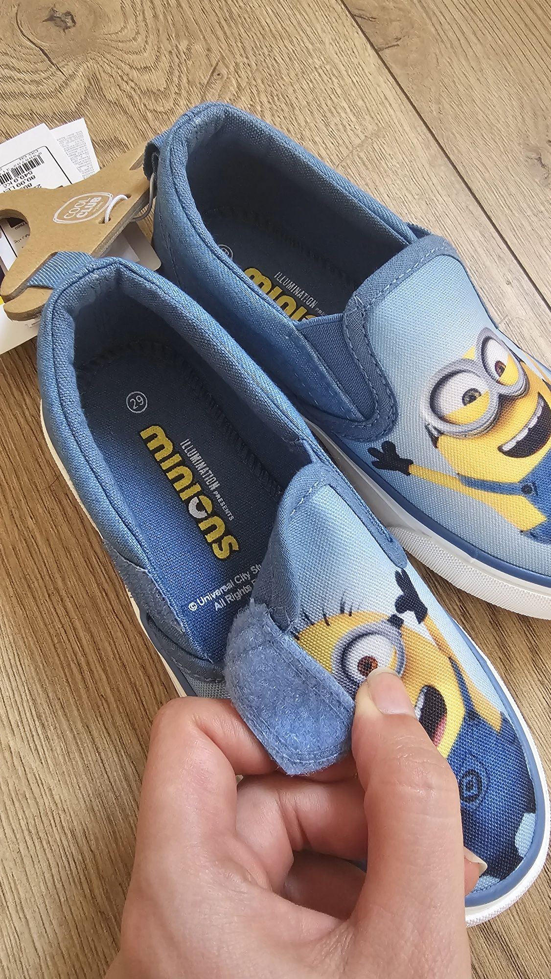 Nowe trampki slip on, kapcie chłopięce rozmiar 29, Minionki