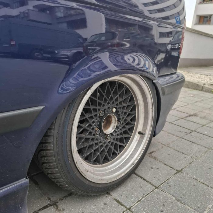 Felgi mesh r16 8j 5x120