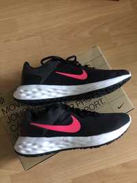 Nike Revilution 6 NN rozmiar 40