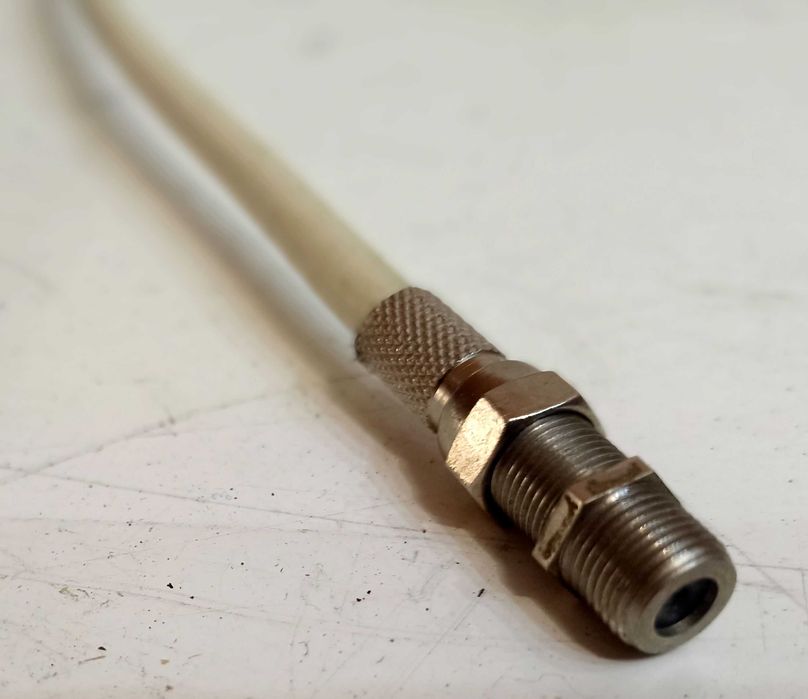 Kabel antenowy  5 m + zestaw  końcówek  ant.