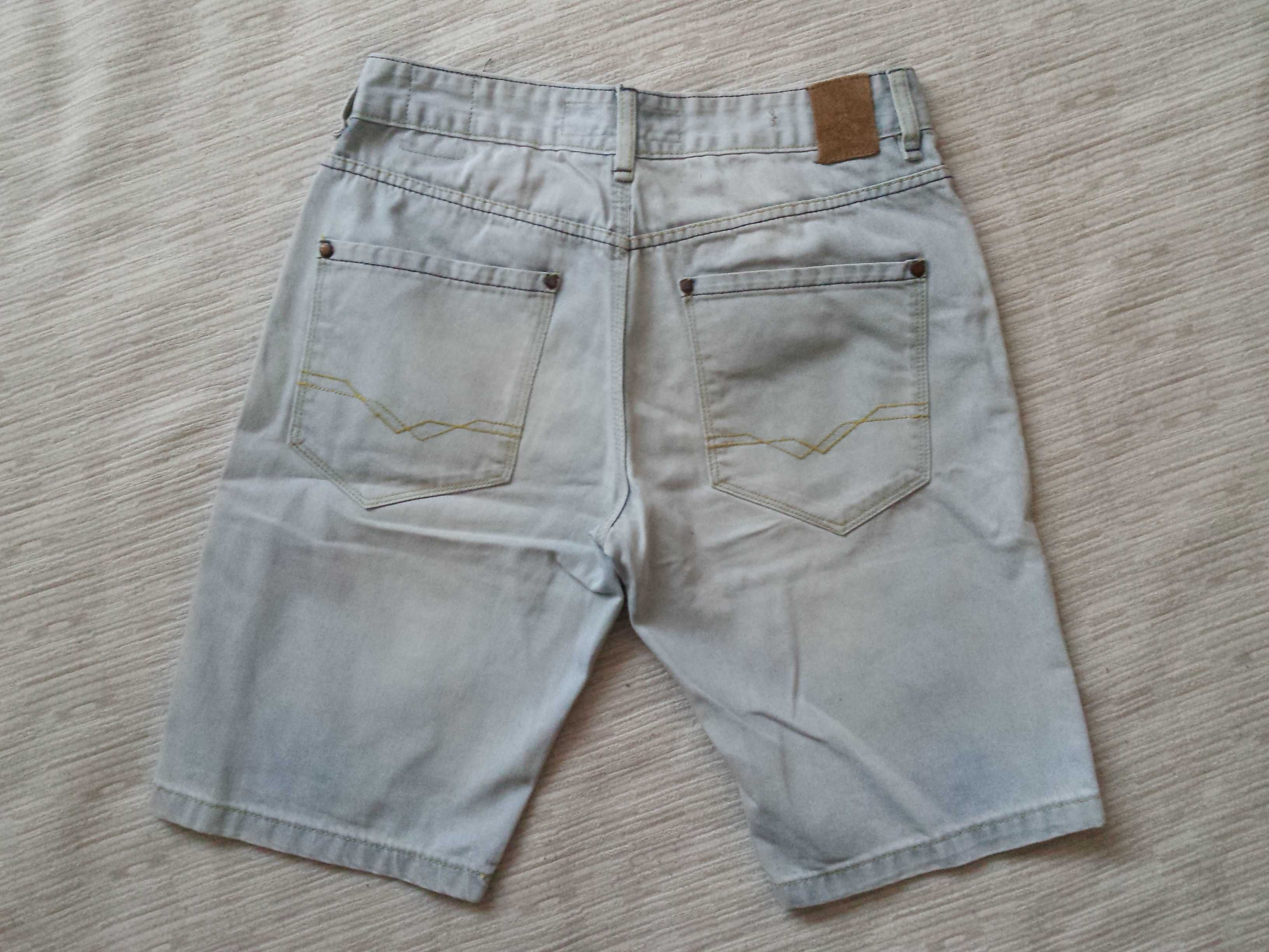 DIVERSE roz 170 (z metki 30) szorty dżinsowe jasno niebieskie shorts