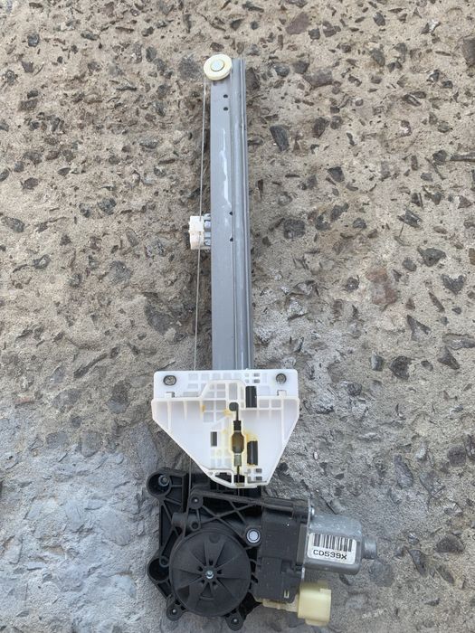 Склопідйомник Ford Edge