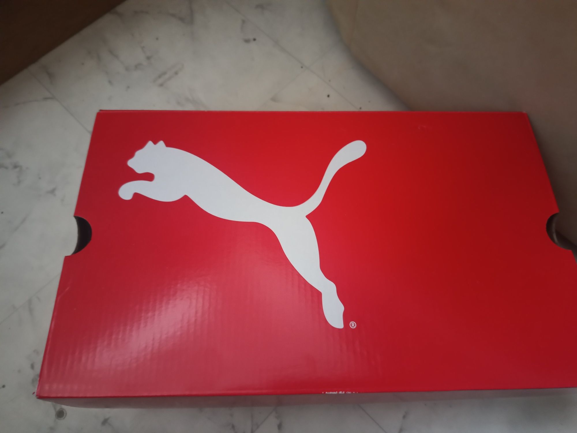 Sprzedam buty robocze firmy Puma z blachą