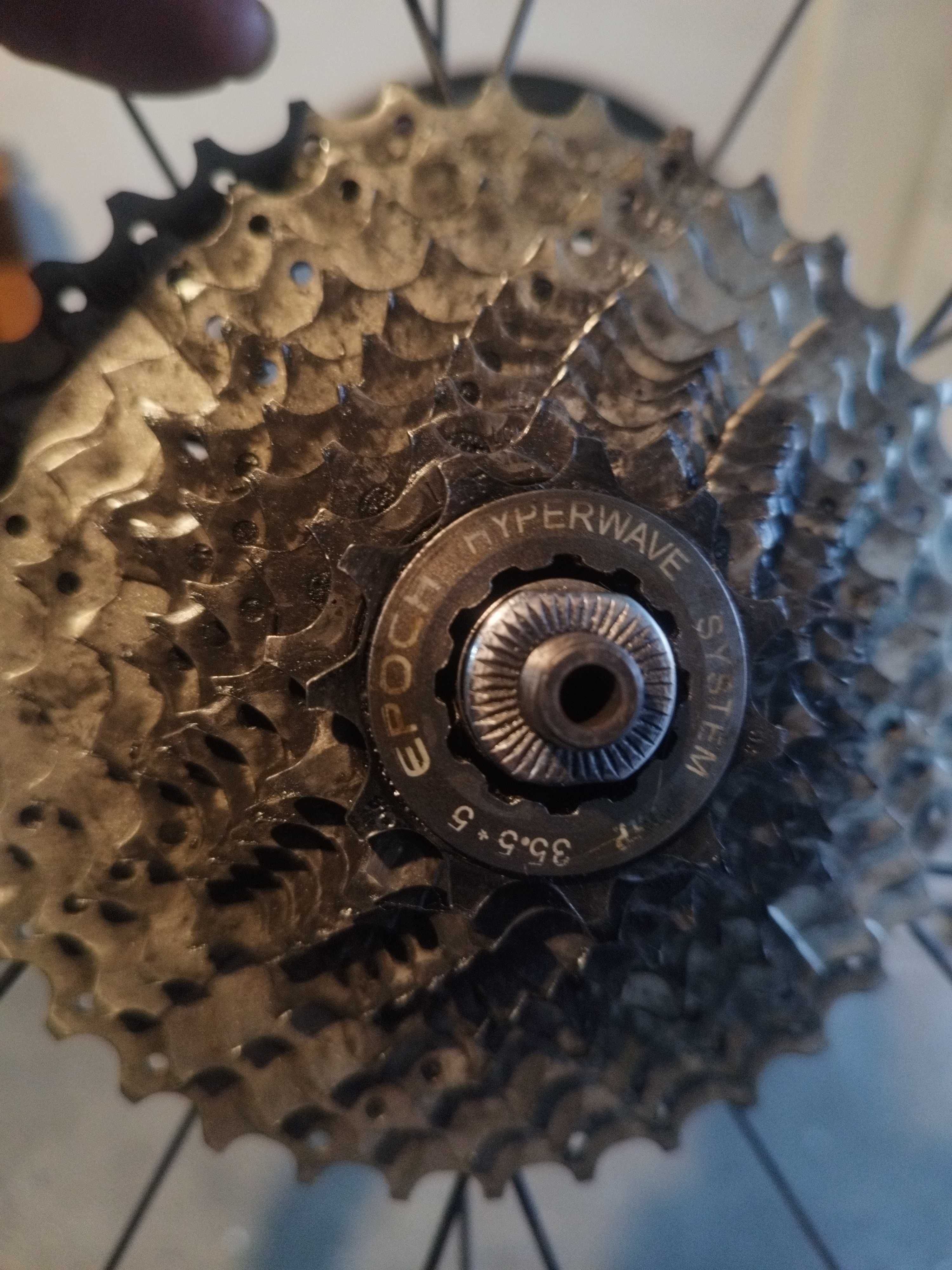 Rodas marca oval
