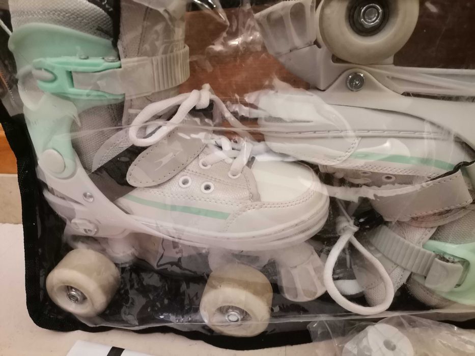Vendo patins 4 rodas