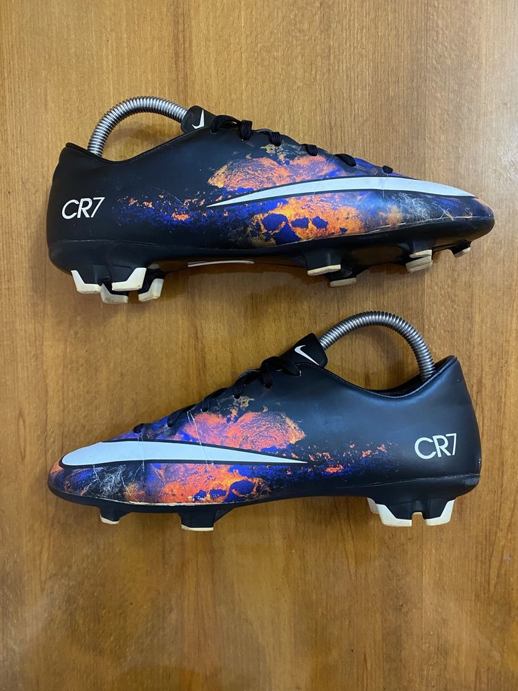 Футбольные бутсы Nike Mercurial Victory V CR7 FG