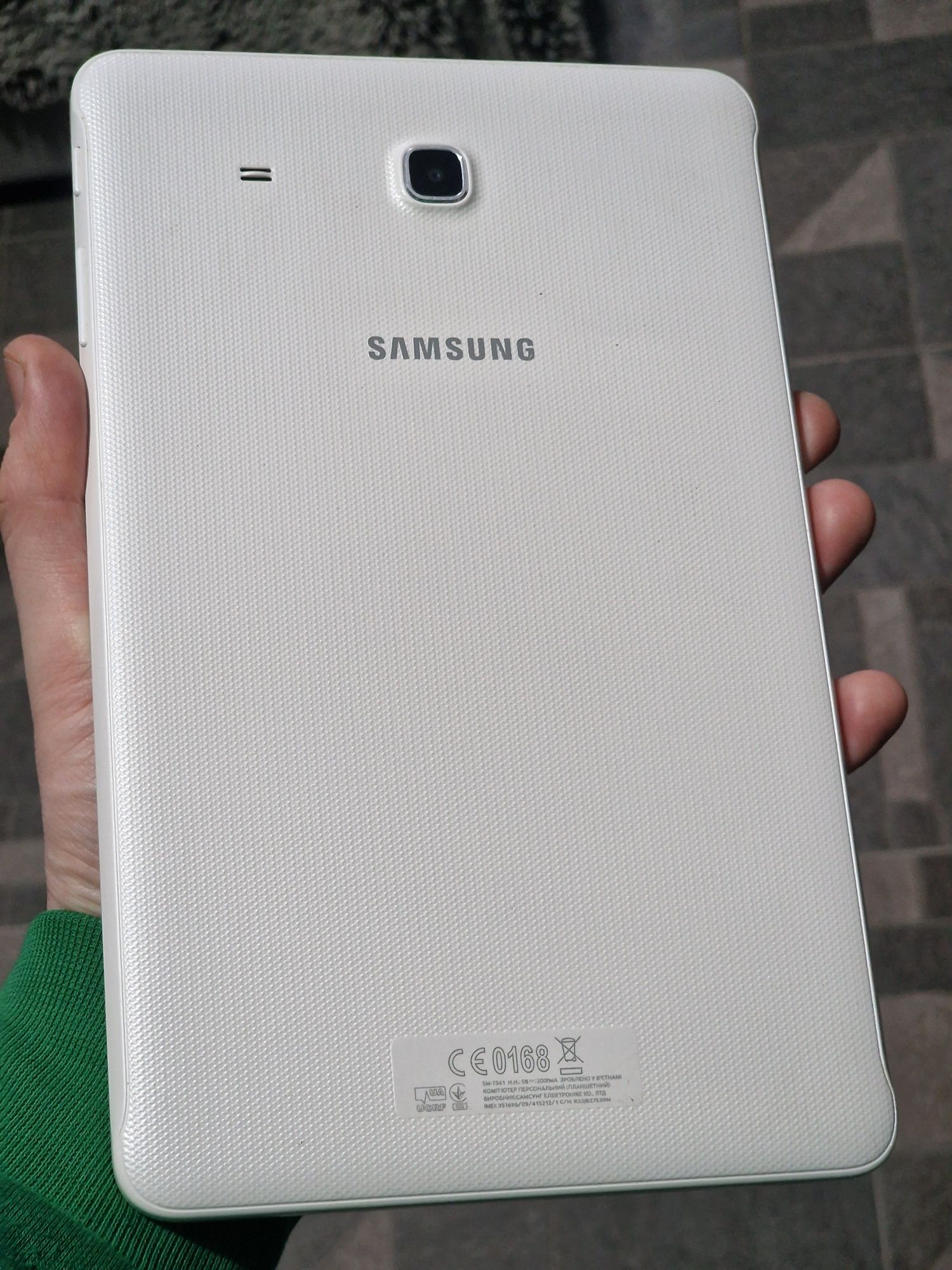 Плашет 9.6" Samsung Galaxy Tab E