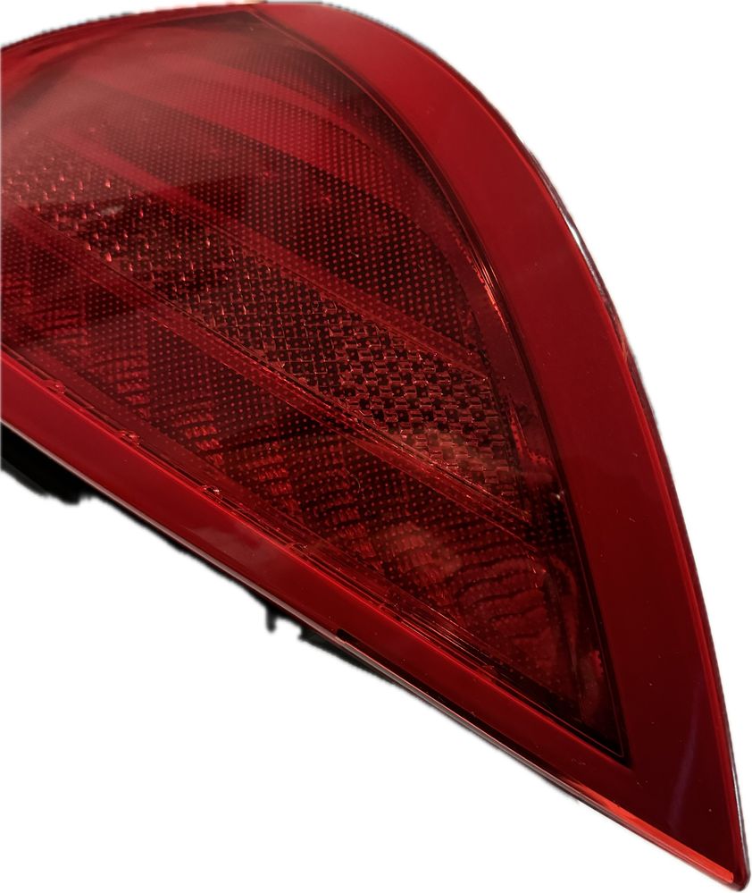 Peugeot 308 cc Lampa prawy tył