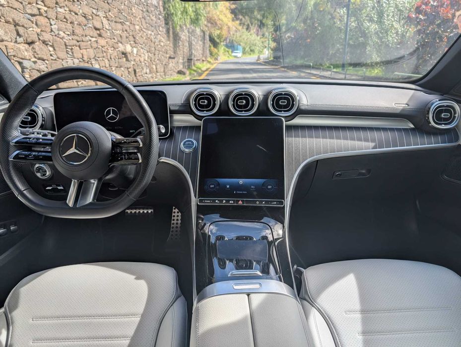 Mercedes-Benz C300e AMG Line