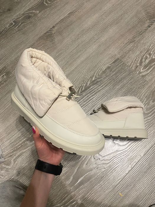 Черевики, дутіки , чоботи