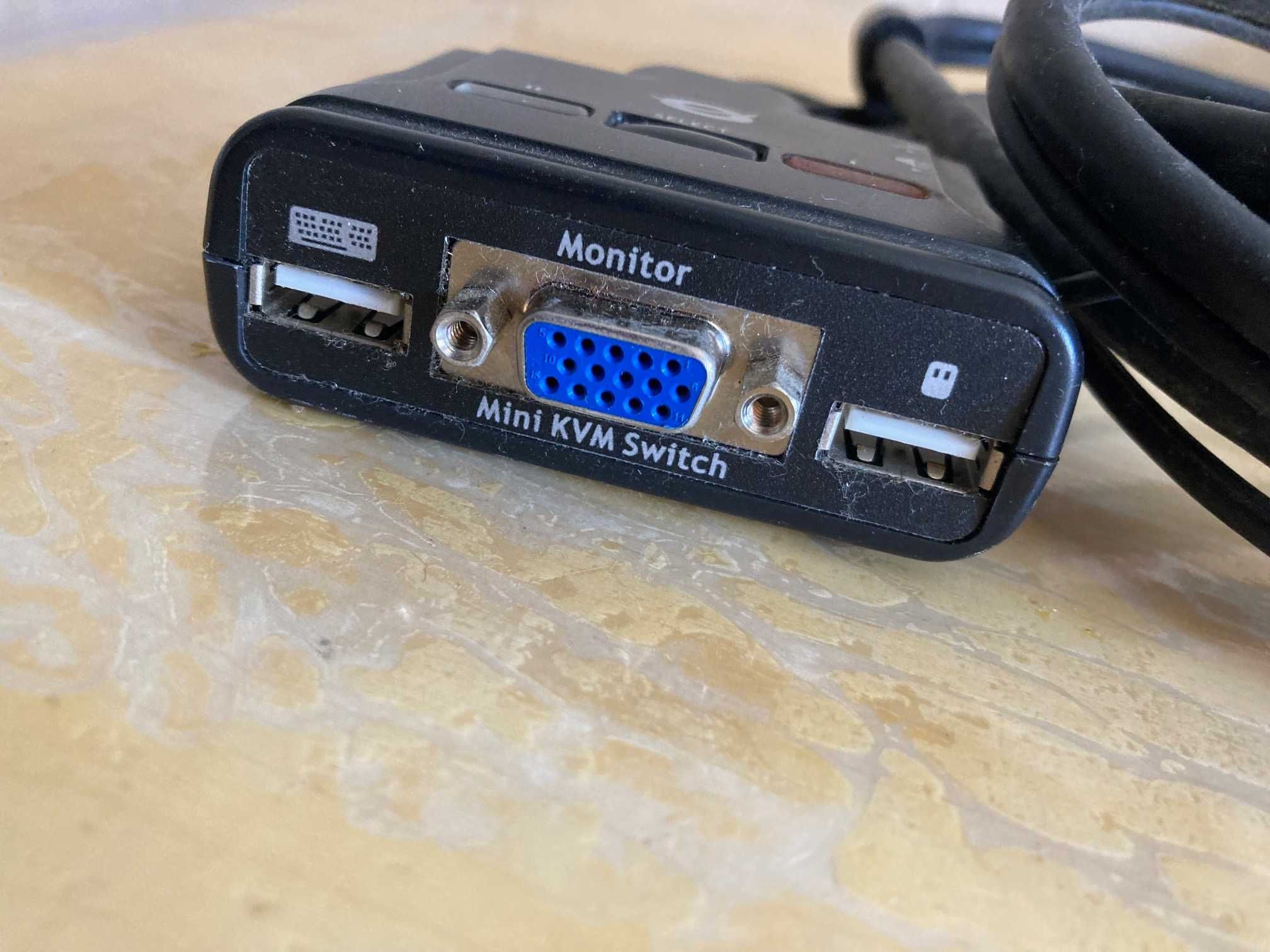 2 KVM switch compact Belkin e Conceptronic