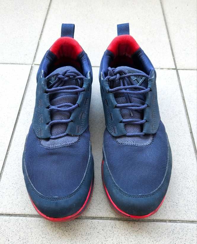 Lacoste L.ight r.41
