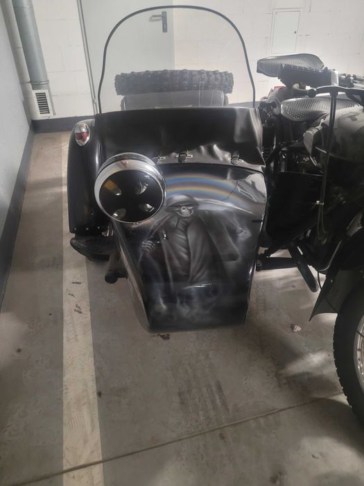 Ural z koszem,Motocykl