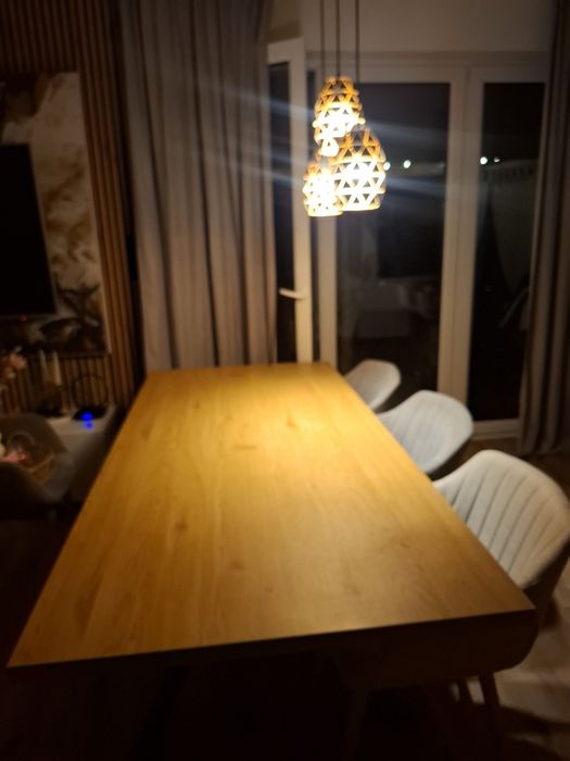 Stół do salonu jadalni