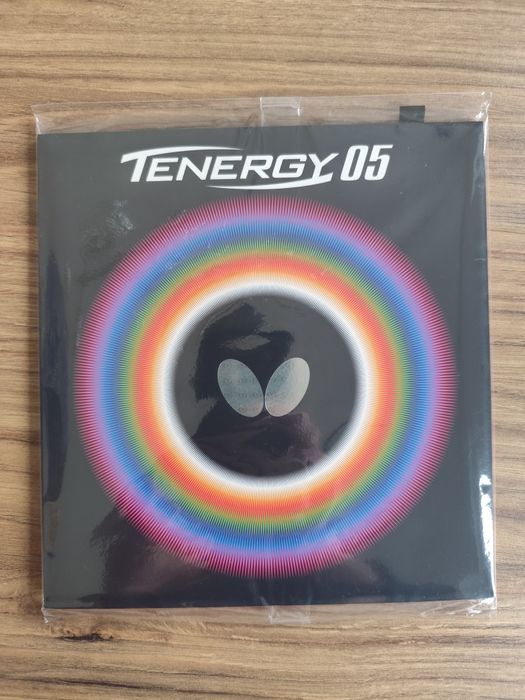 NOWA w kwadracie okładzina Butterfly Tenergy 05 2.1 czarna