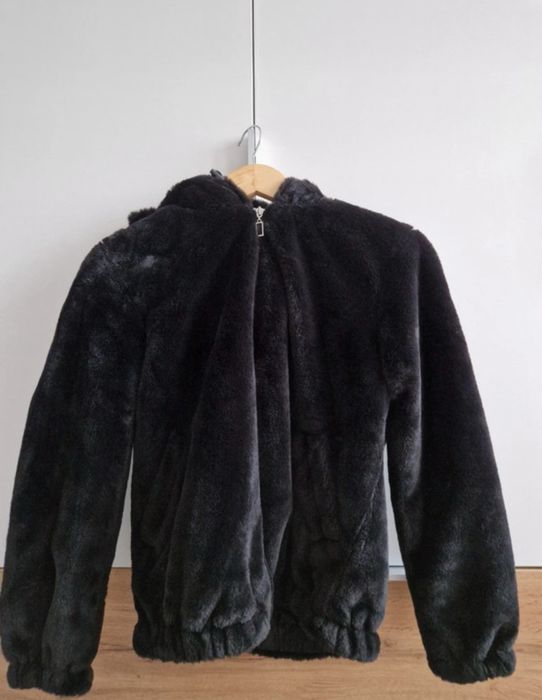 Czarne futerko s/36 sinsay