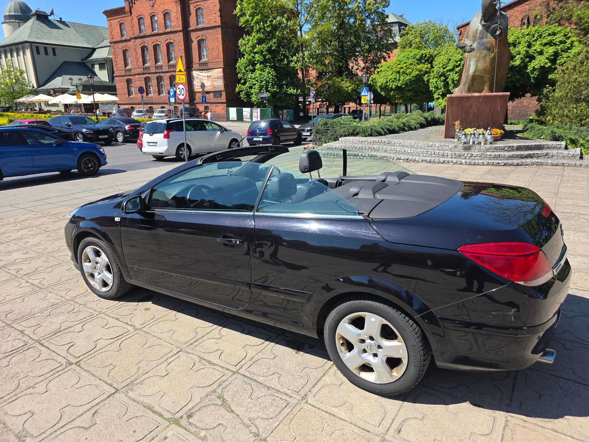 Opel astra twintop cabrio