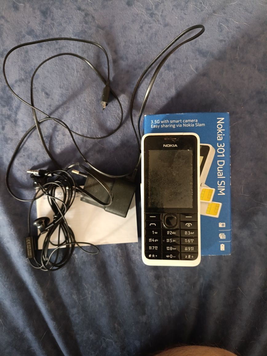 Nokia 301 Dual SIM