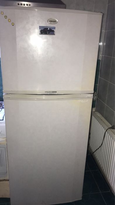 Холодильник Samsung. Торг!