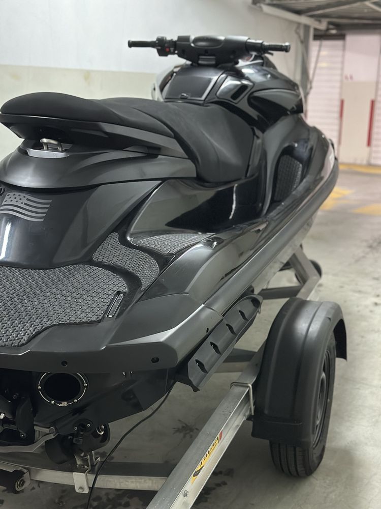 Yamaha FZS WaveRunner