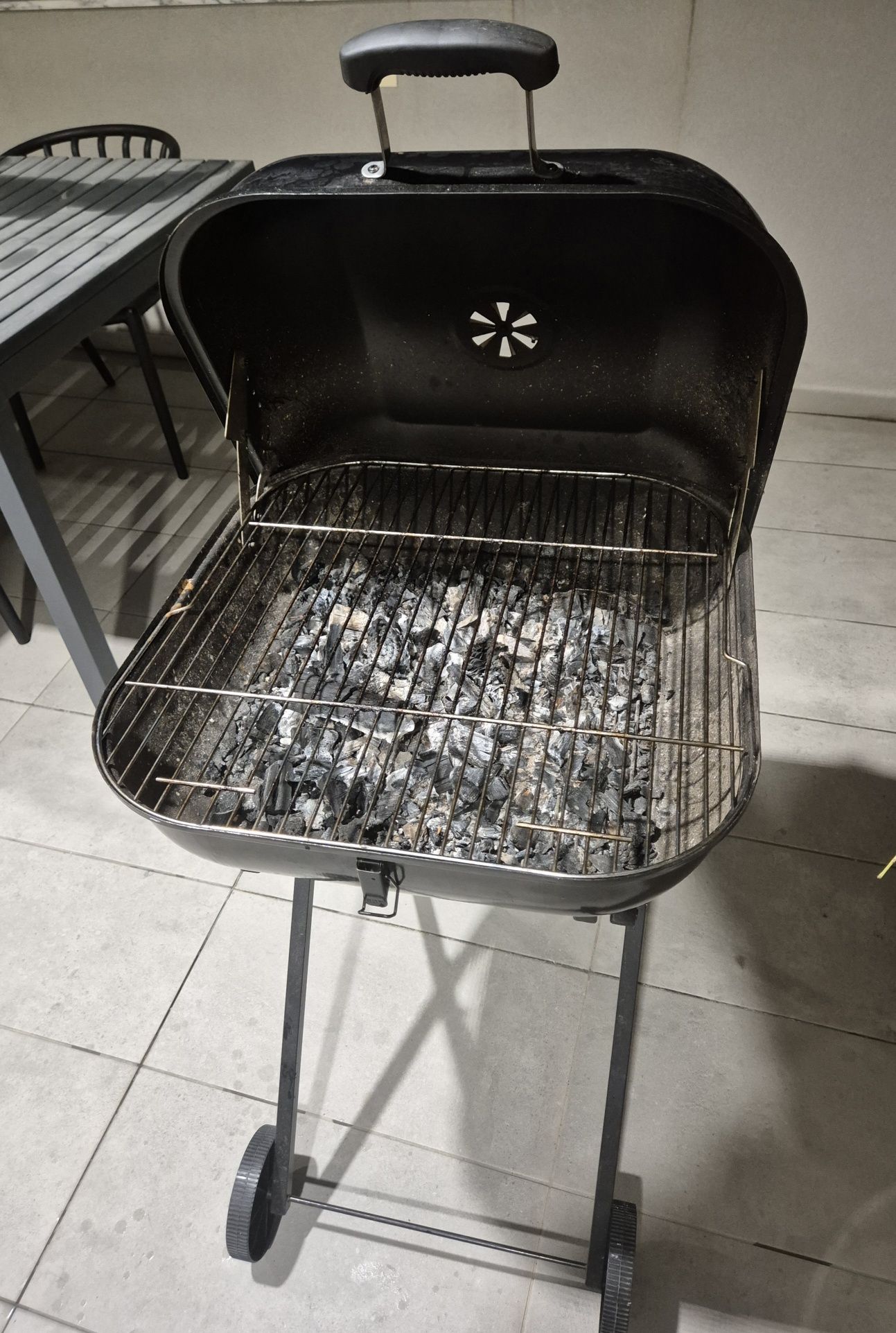 Barbecue a carvão