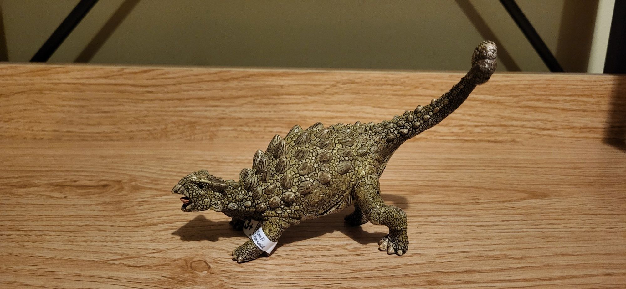 Schleich dinozaur ankylozaur model z 2019 r.