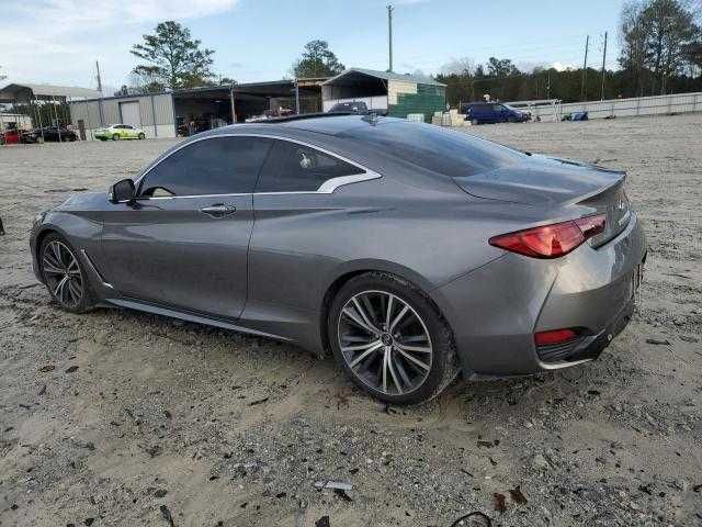 INFINITI Q60 2021 року LUXE