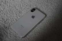 IPhone X 72% Bateria