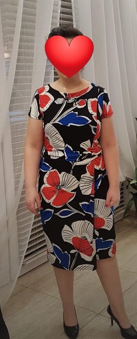 Sukienka w kwiaty rozm. 42