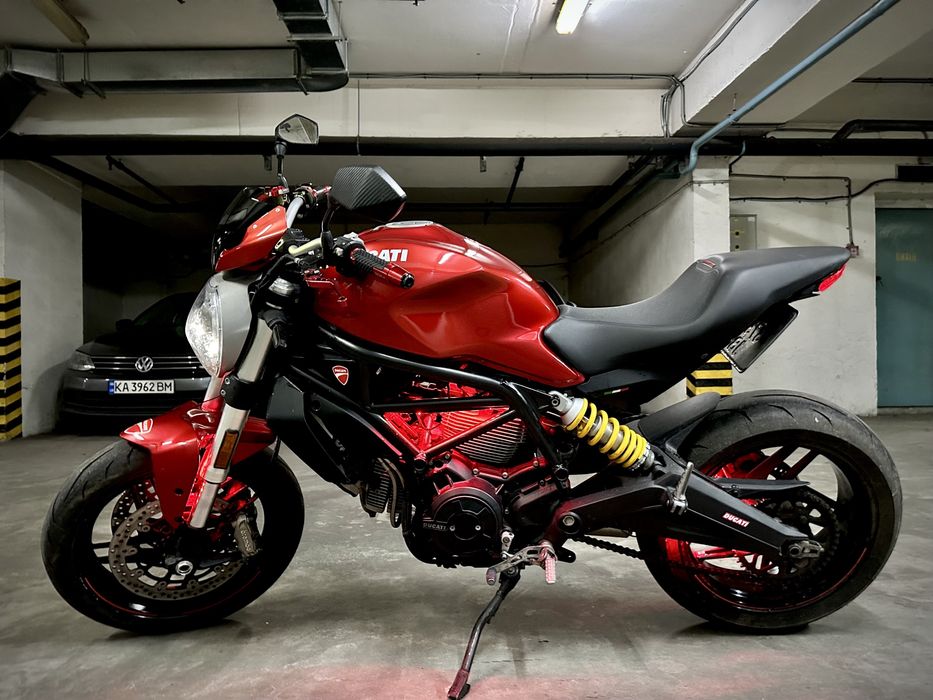 Ducati Monster 797+ 2019