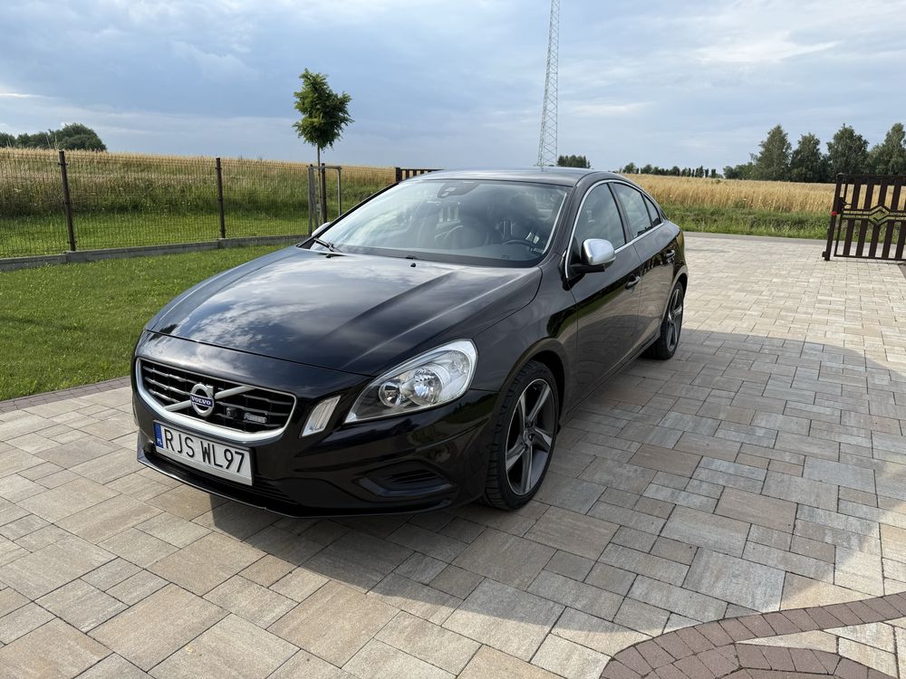 Volvo s60 D3 136km 2.0 2013 stan BdB r design