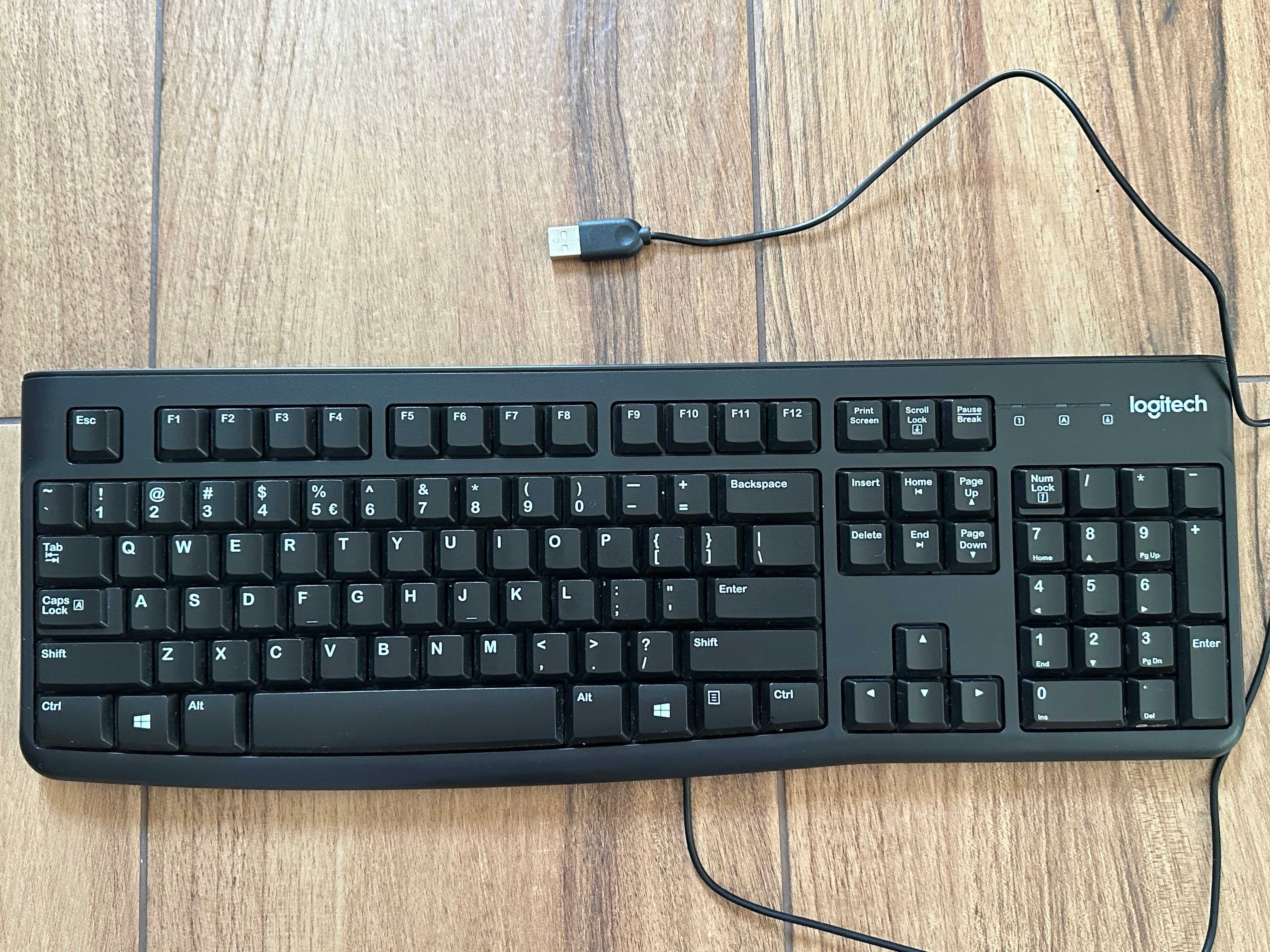 Klawiatura Logitech K120.