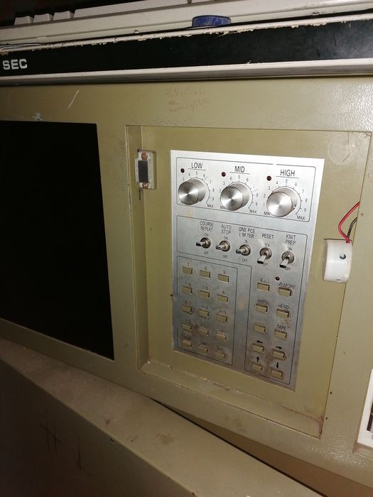 Продам вязальную машину shima seiki sec 214 k1 7й класс. Самовывоз.