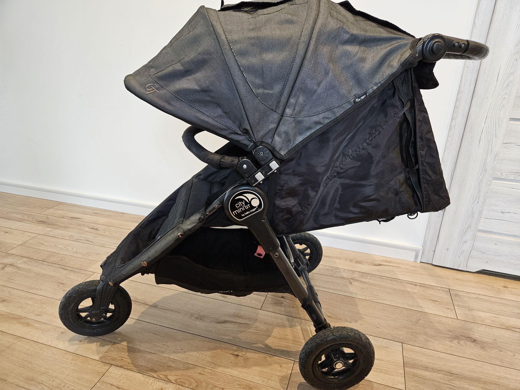 Wózek spacerówka Baby Jogger City Mini Gt + akcesoria