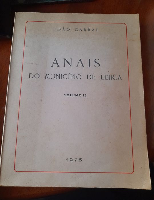 Livros  Anais do Município de Leiria