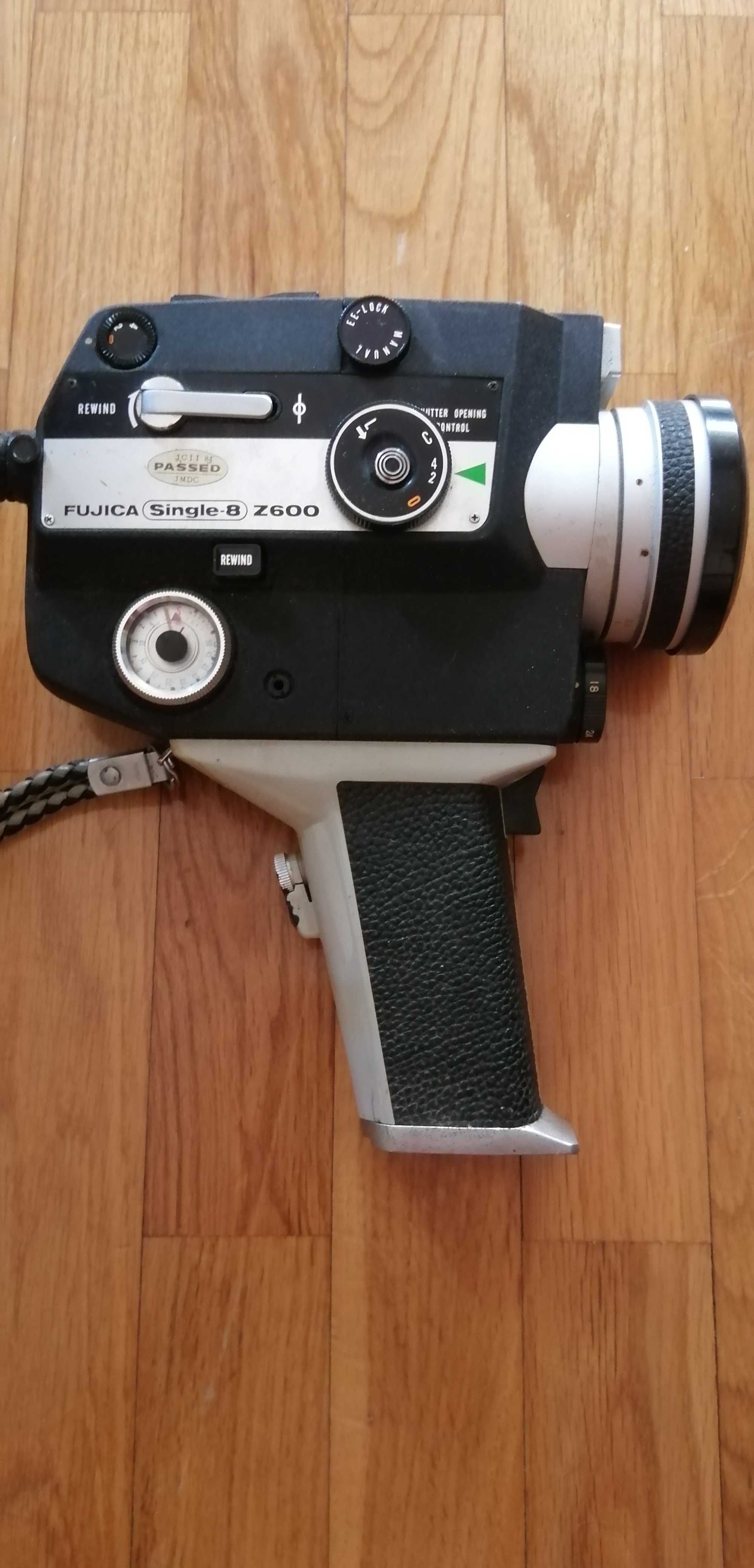 Camara de filmar fujica single 8 z600 para desocupar