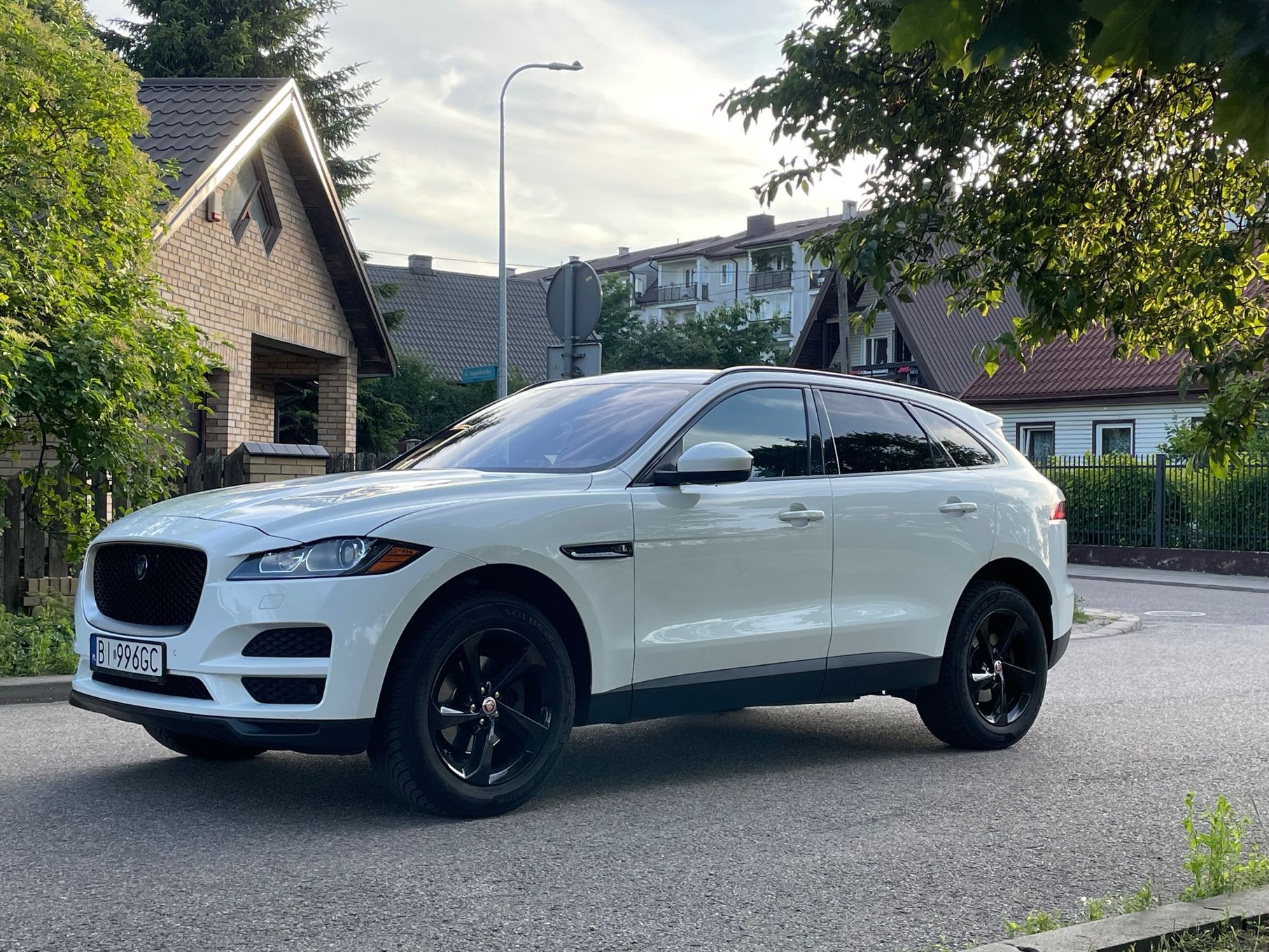 Jaguar F-Pace Jaguar F- Pace 2.0 4x4