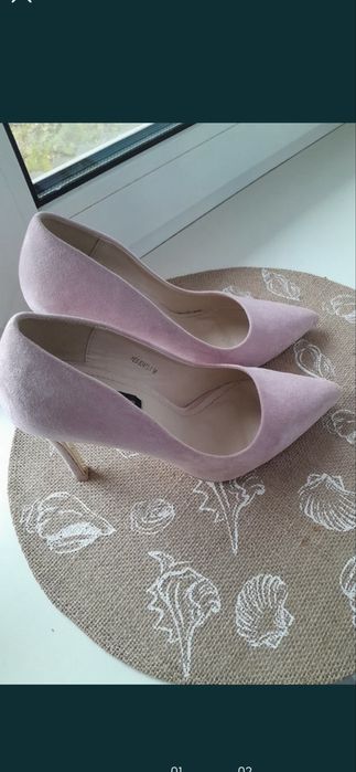 Продаю ніжно рожеву сукню та туфлі