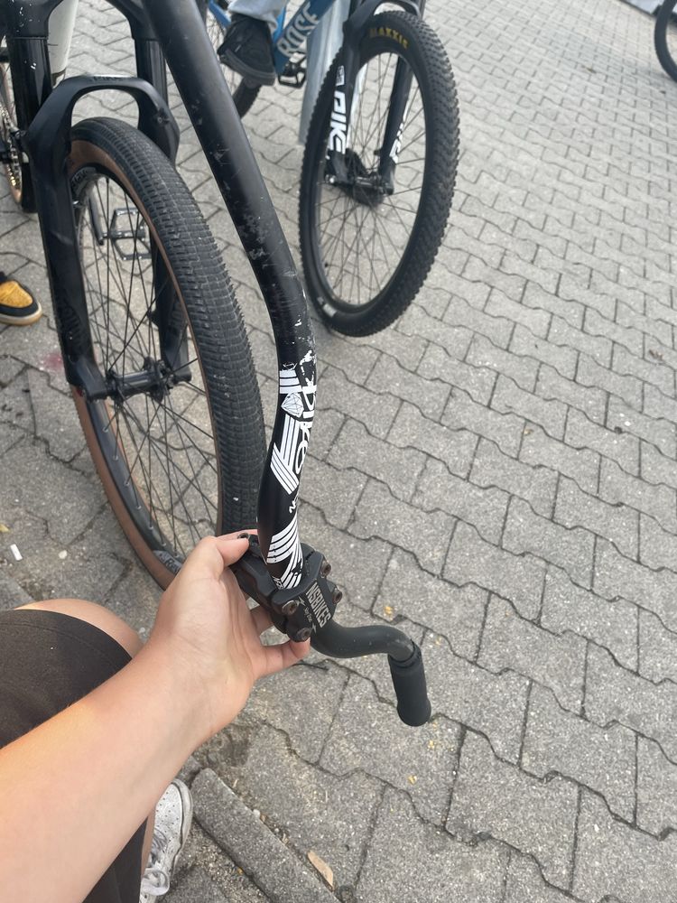 Kierownica ns bikes proof z mostkiem ns bikes przystosowana do dirta