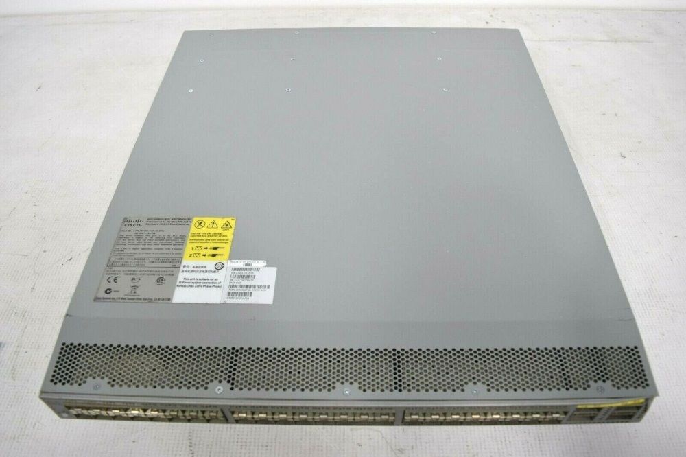 Комутатор світч Nexus 10GbE Cisco N3K-C3064PQ-10GX + L3 ліцензія