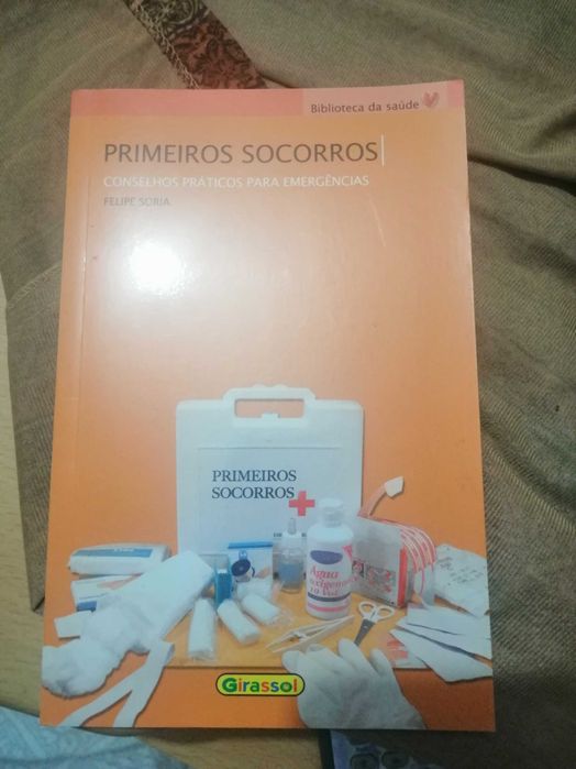 Vários livros diversas áreas