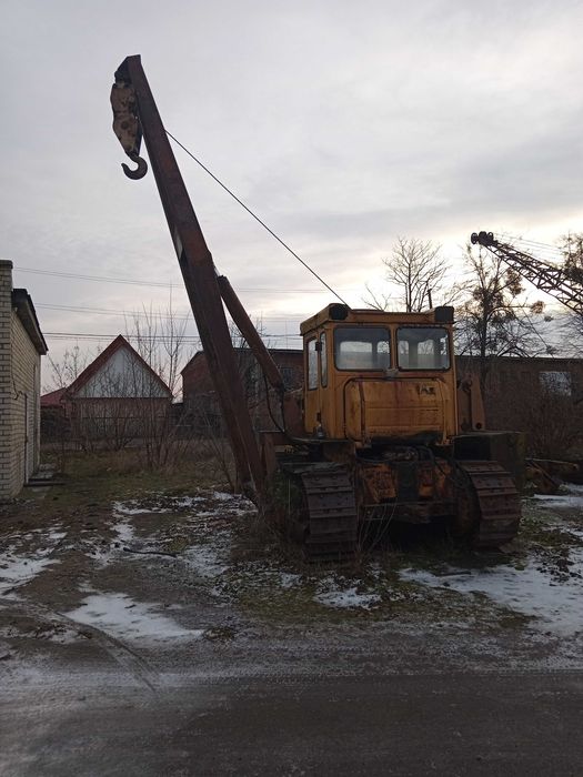 Трубоукладач ТР-12 на базі трактора Т-130