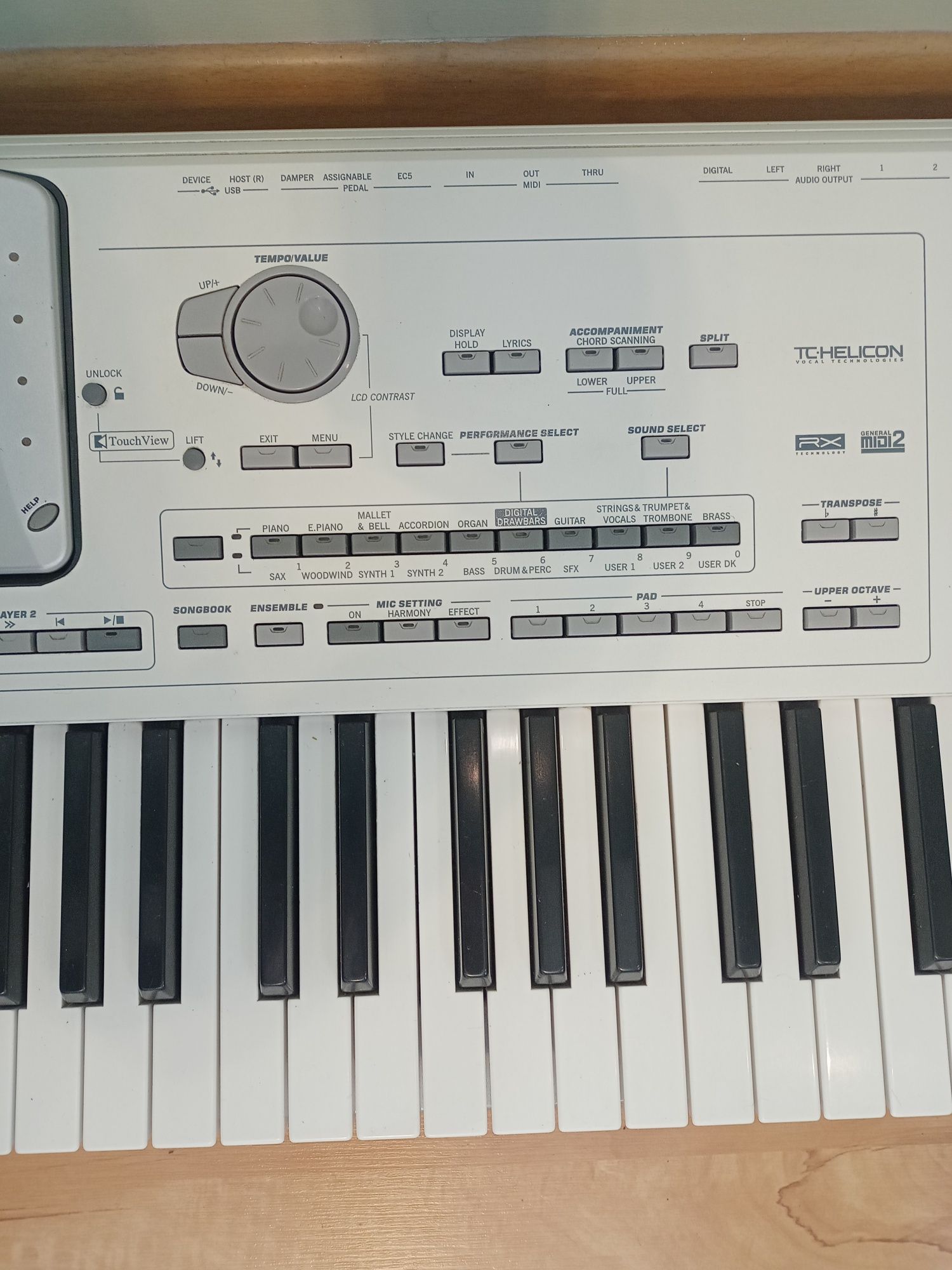 Keyboard/ Organy Korg pa2xpro