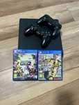 PS4 + 2 gry (FIFA 17, PvZ GW2) + 2 pady – gotowe do gry