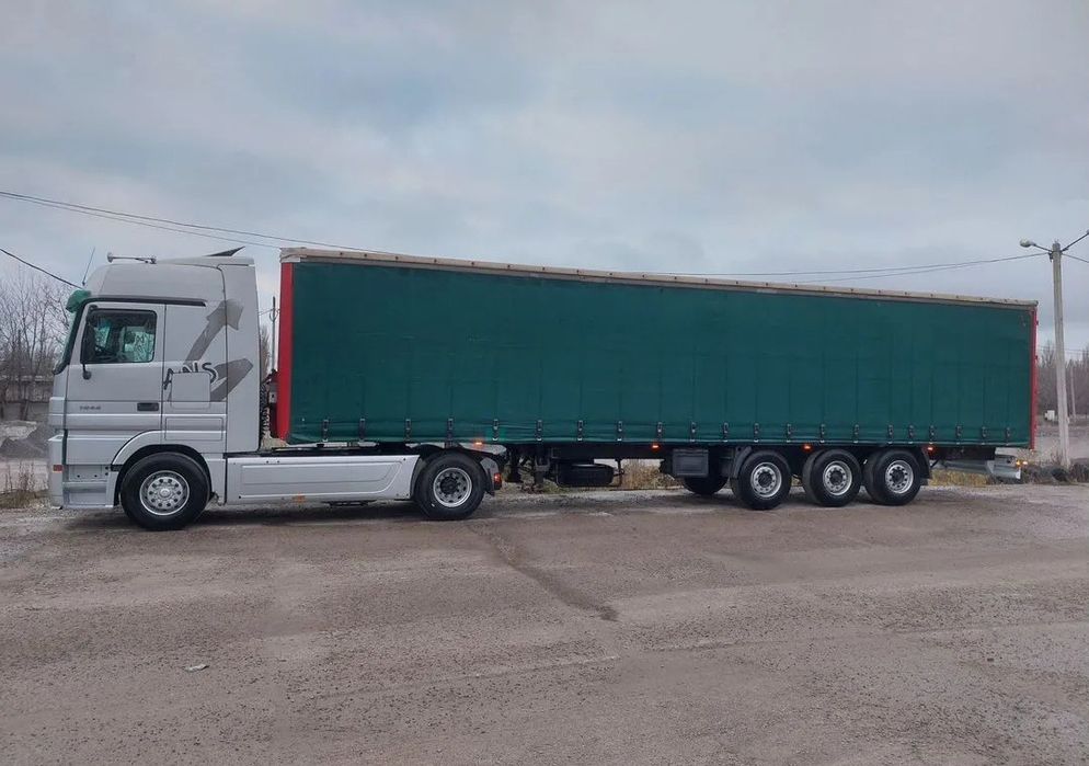 Mercedes actros тягач