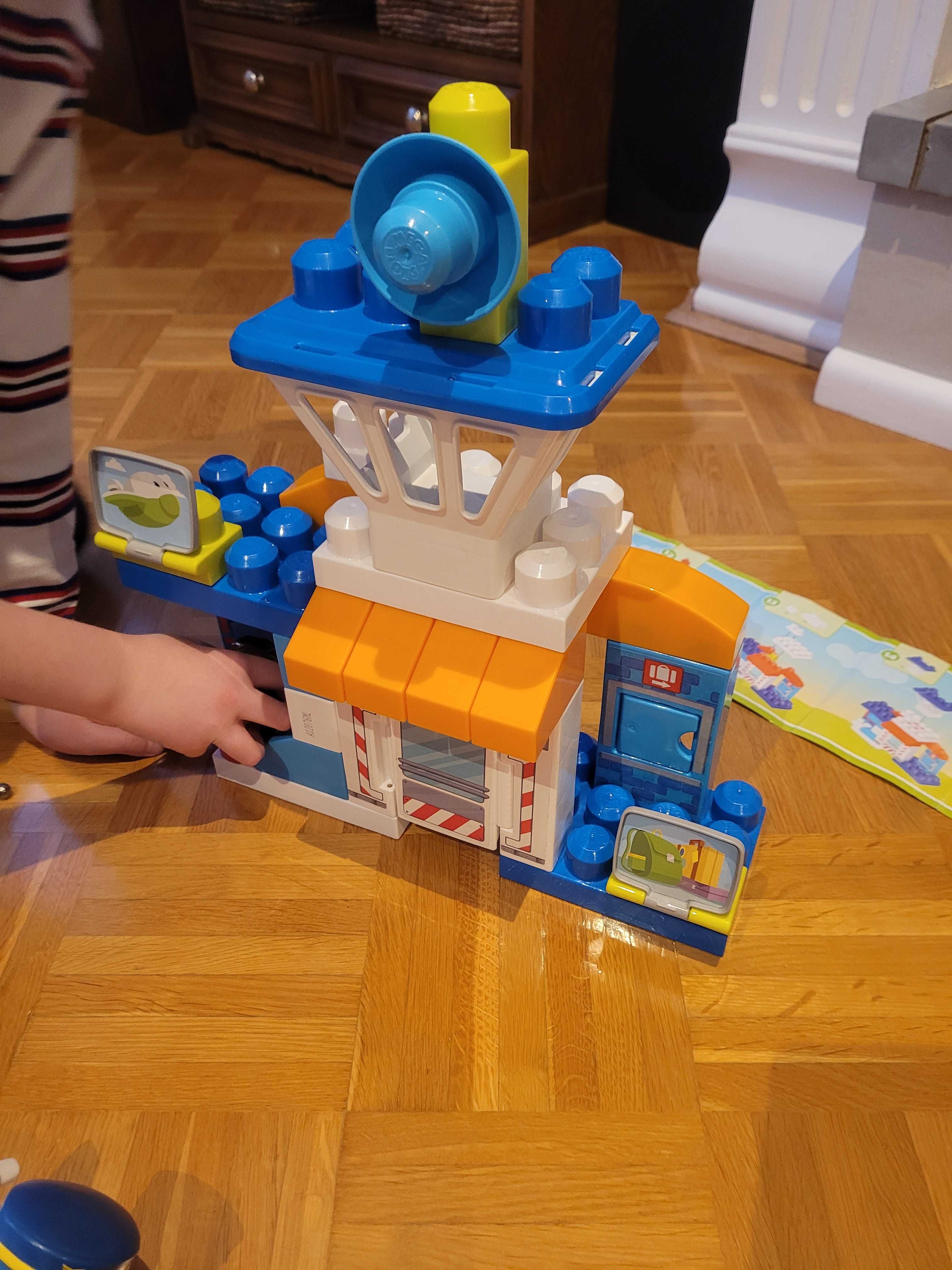 Pierwsze klocki- Mega Bloks , Fisher Price, lotnisko+2 samoloty gratis