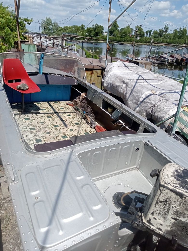 Продам лодку Прогресс2м